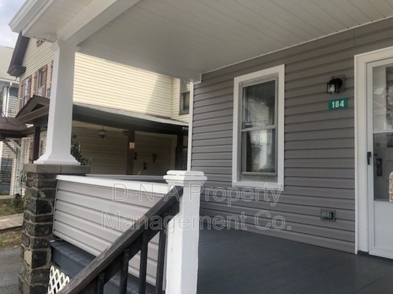 184 Grove St - Photo 3 of 13