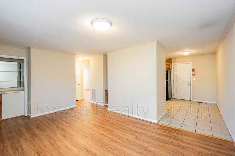 1303 5th Ave S #C - Photo 7 of 24