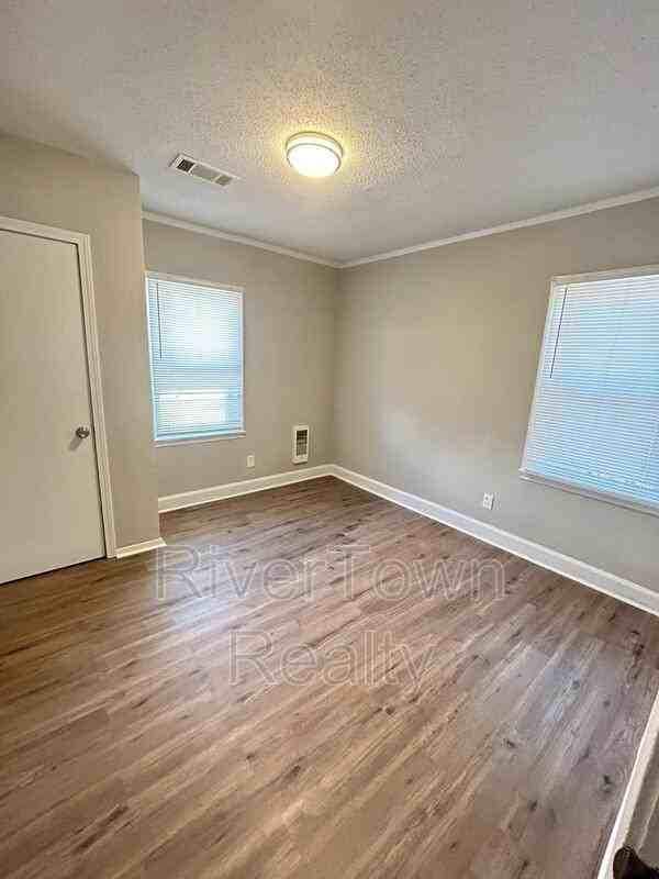 2144 Henry Cir - Photo 5 of 8