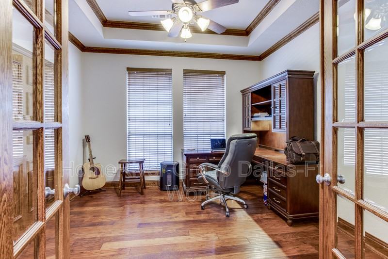 2246 Landoine Ln - Photo 2 of 15