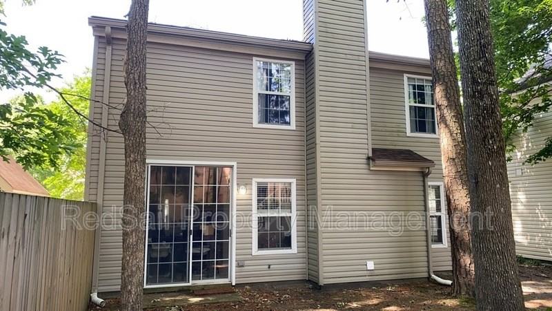 923 Ivystone Way - Photo 2 of 2