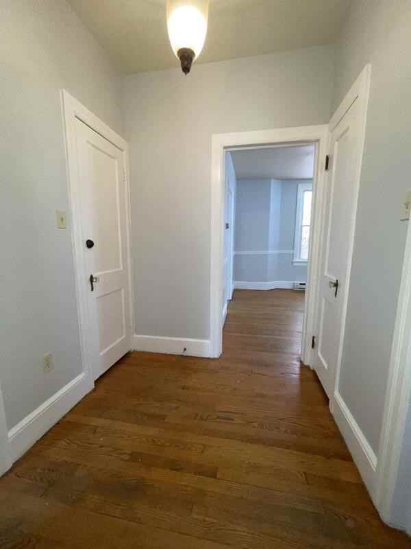 111 1/2 S Mulberry St - Photo 3 of 11