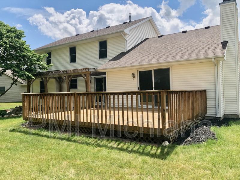 18082 Courtland Dr - Photo 3 of 22