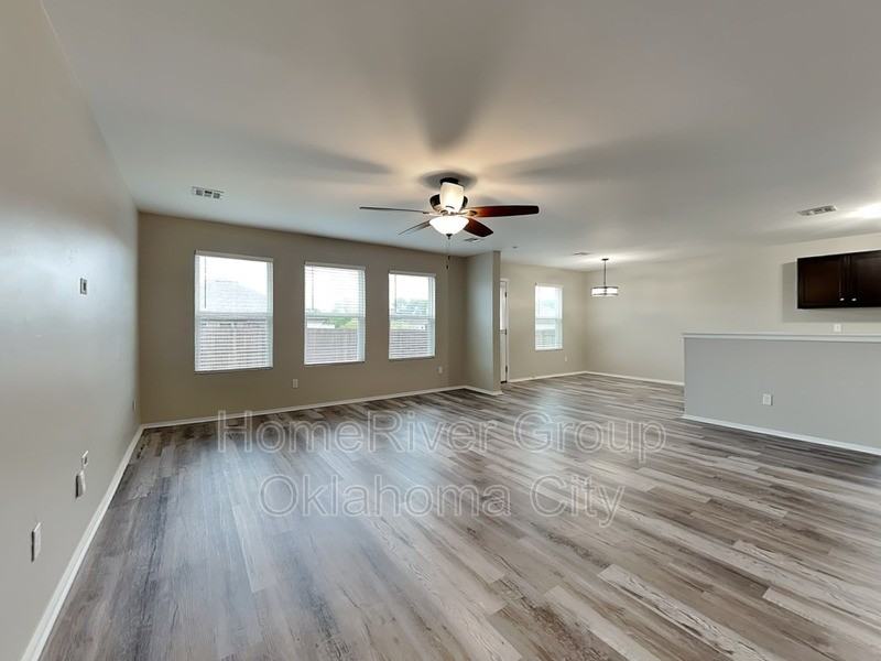 1316 Gypsum Pl - Photo 2 of 20
