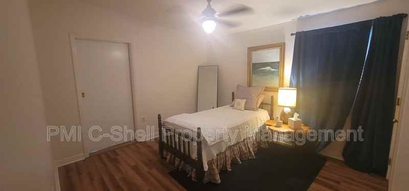 6135 Hilltop Dr - Photo 2 of 16