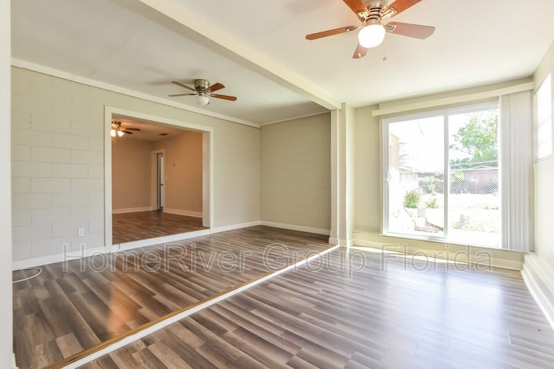 4302 Meadowbrook Ave - Photo 3 of 17