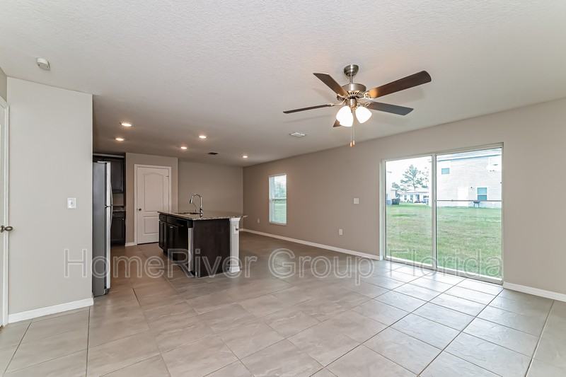 264 Gladiola Ct - Photo 3 of 19