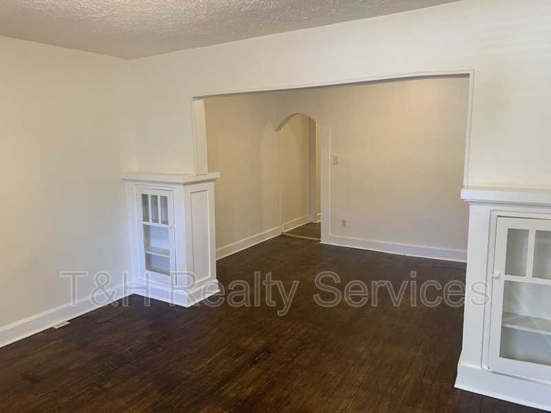 5408 Burgess Ave - Photo 3 of 16