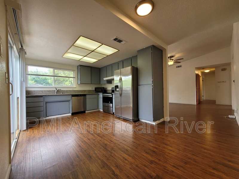 61 Audia Cir - Photo 3 of 18