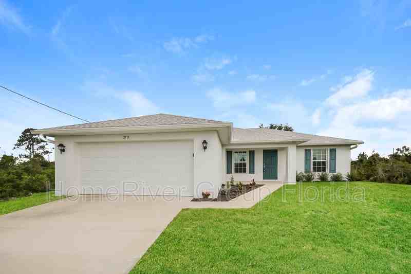 2915 66th St W - Photo 2 of 23