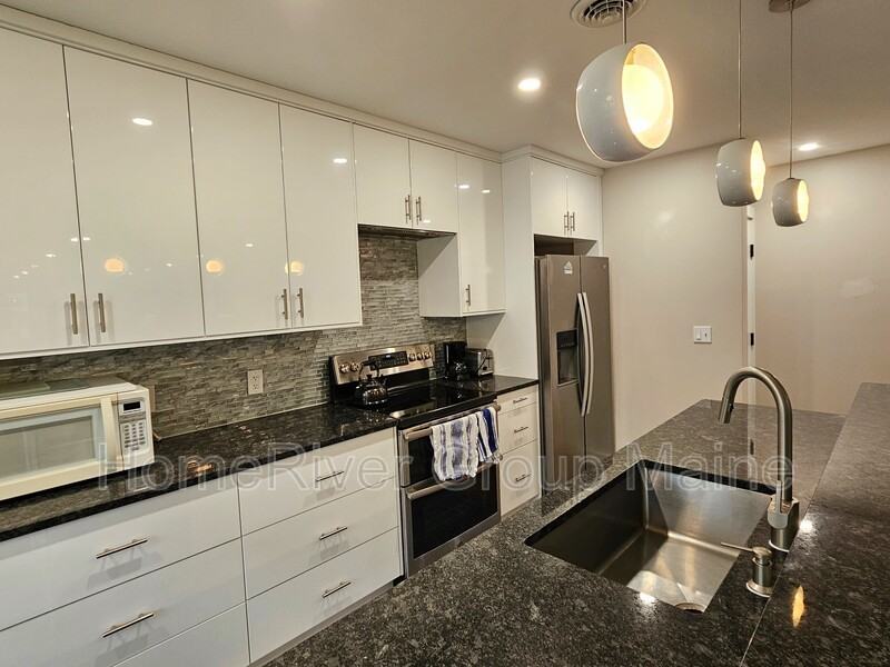 15 Carmichael Ave - Photo 2 of 15