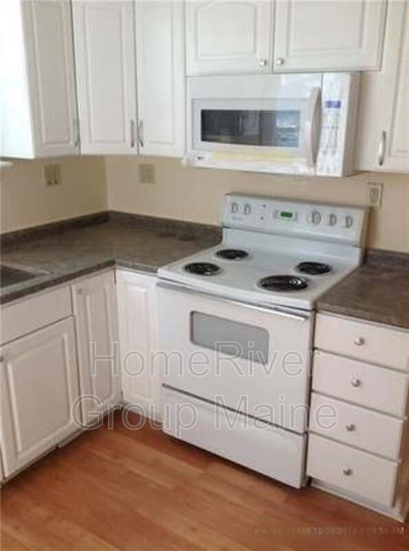 225 Valley St #1 - Photo 3 of 13