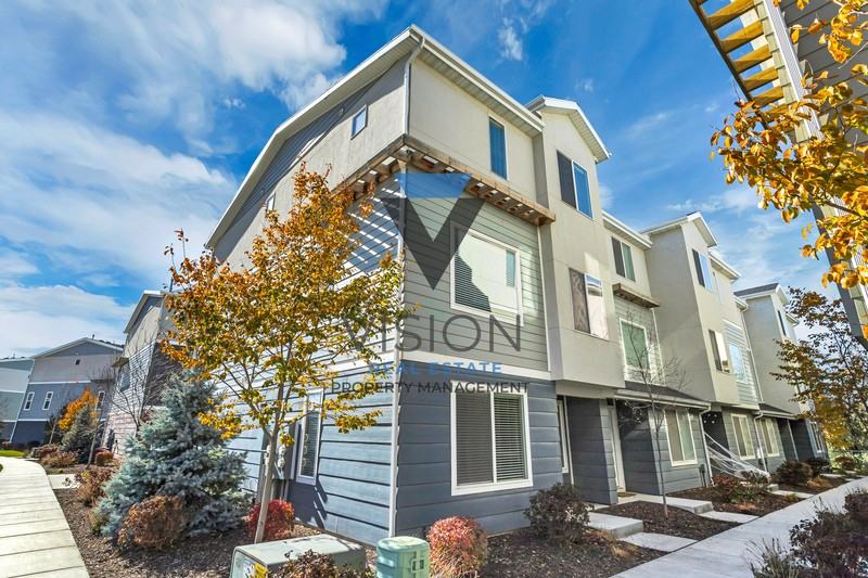 14766 S Rising Star Way - Photo 3 of 17