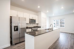 333 Sw - Photo 1 of 1