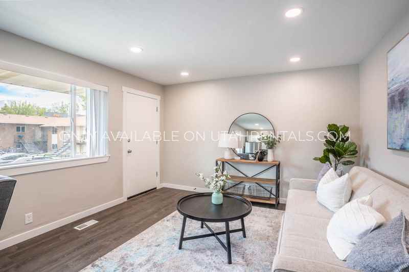 657 Nw #P - Photo 3 of 17