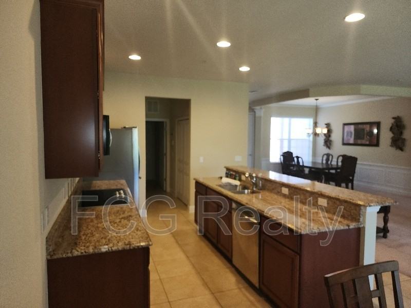 1404 Milledge Ln - Photo 3 of 25
