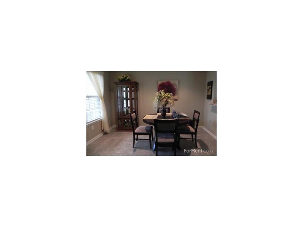 The Colonnades - Photo 3 of 6