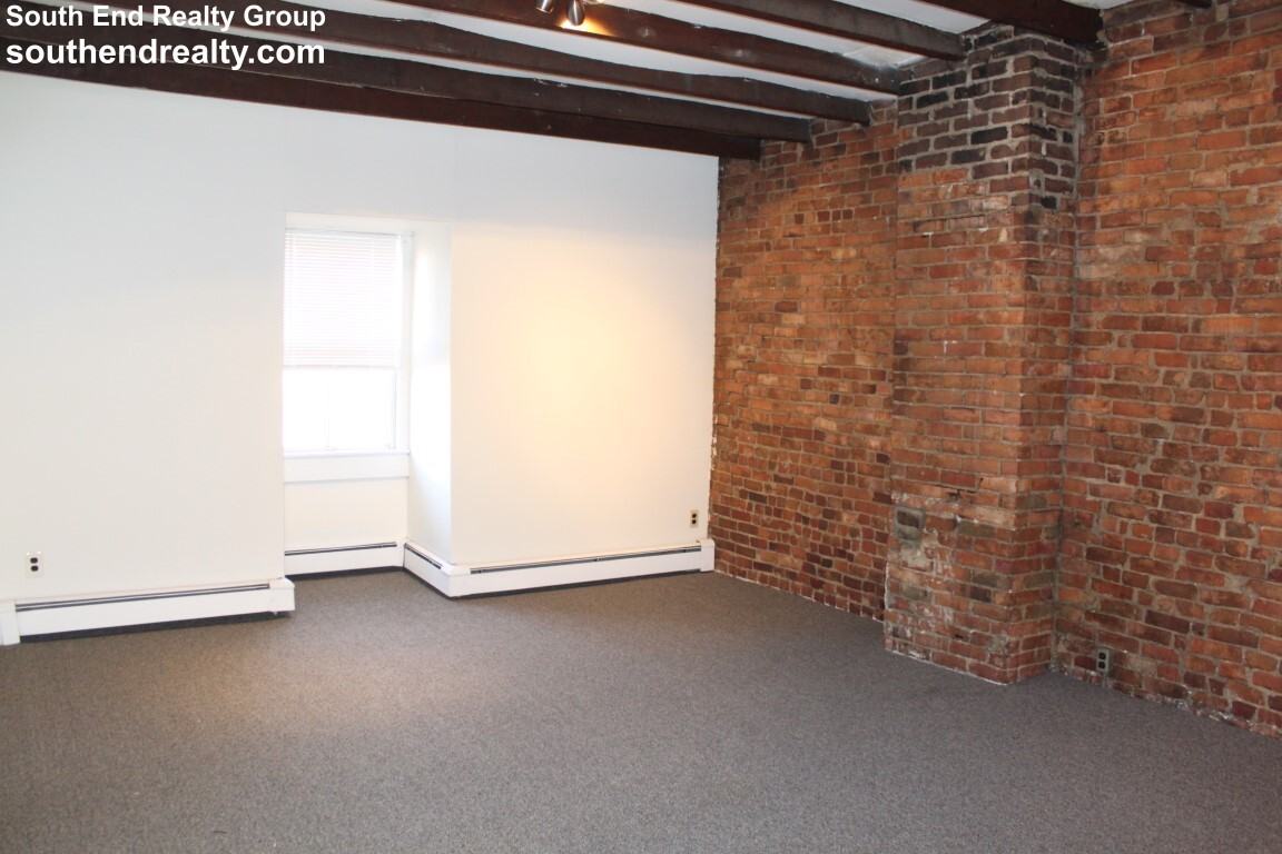 19 East Springfield Street #3 - Photo 4 of 11