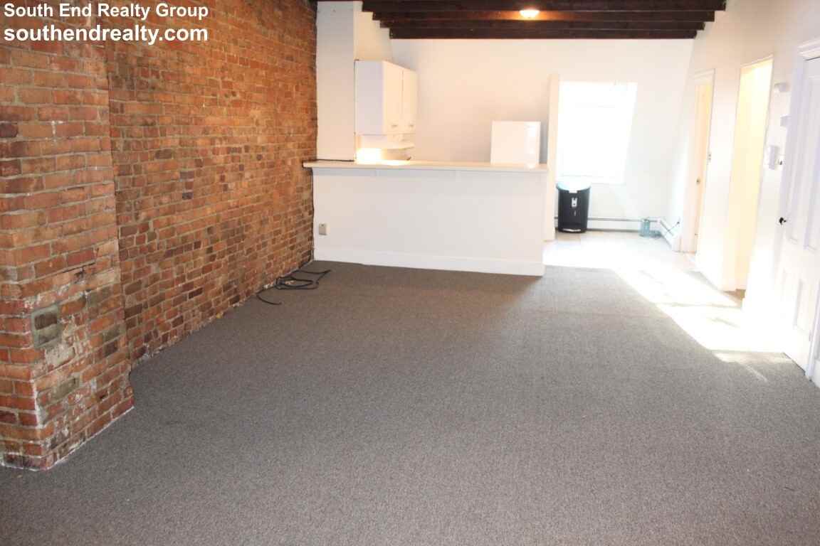 19 East Springfield Street #3 - Photo 6 of 11