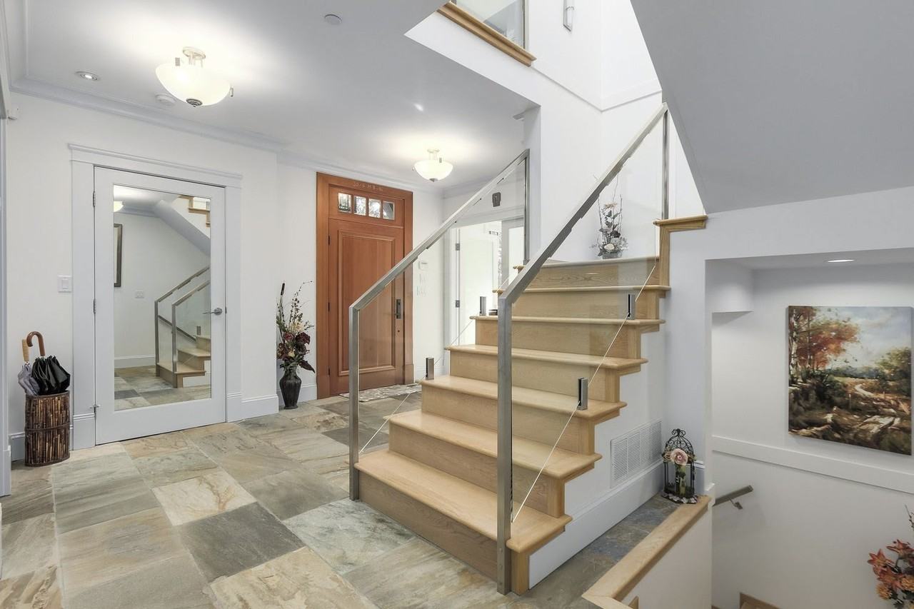 1289 Sinclair Street - Photo 3 of 25