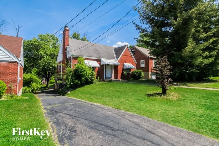 5256 Ponce Ln - Photo 2 of 15