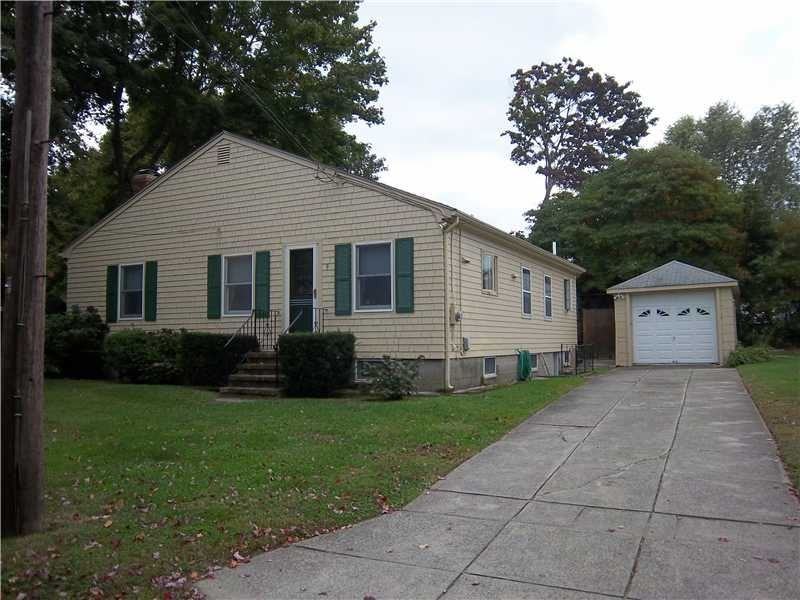 9 Bradbury St - Photo 2 of 9