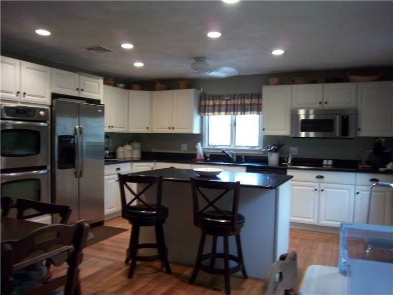 9 Bradbury St - Photo 3 of 9