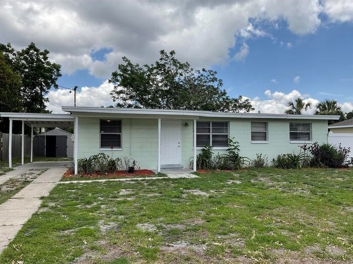 4710 S 87th St - Photo 2 of 21