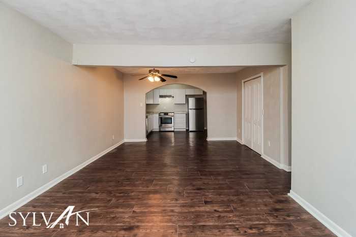 2318 Keller Ave - Photo 2 of 15