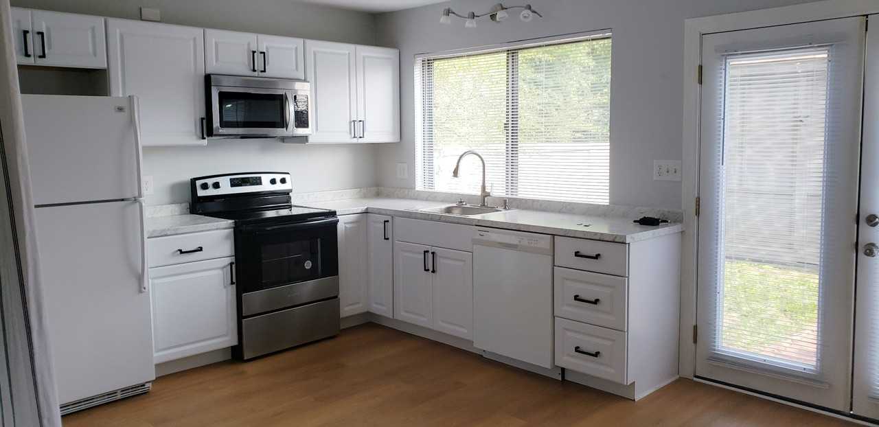 97 Woodlake Dr #1 - Photo 2 of 16