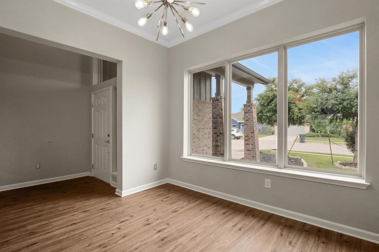 16408 Fetching Ave #1 - Photo 3 of 10