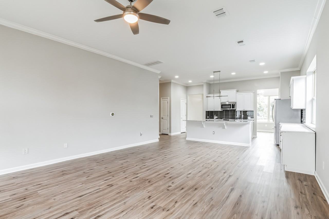 16408 Fetching Ave #1 - Photo 5 of 10