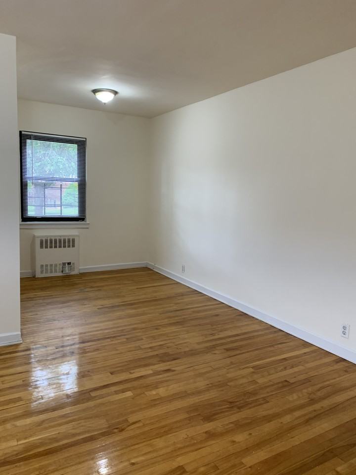 196- 25 69th Avenue #l - Photo 3 of 13