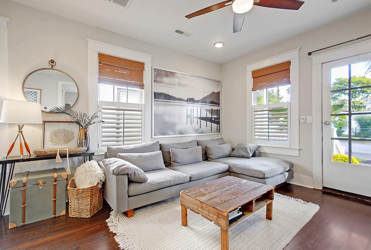 291 President St #HOME - Photo 3 of 30