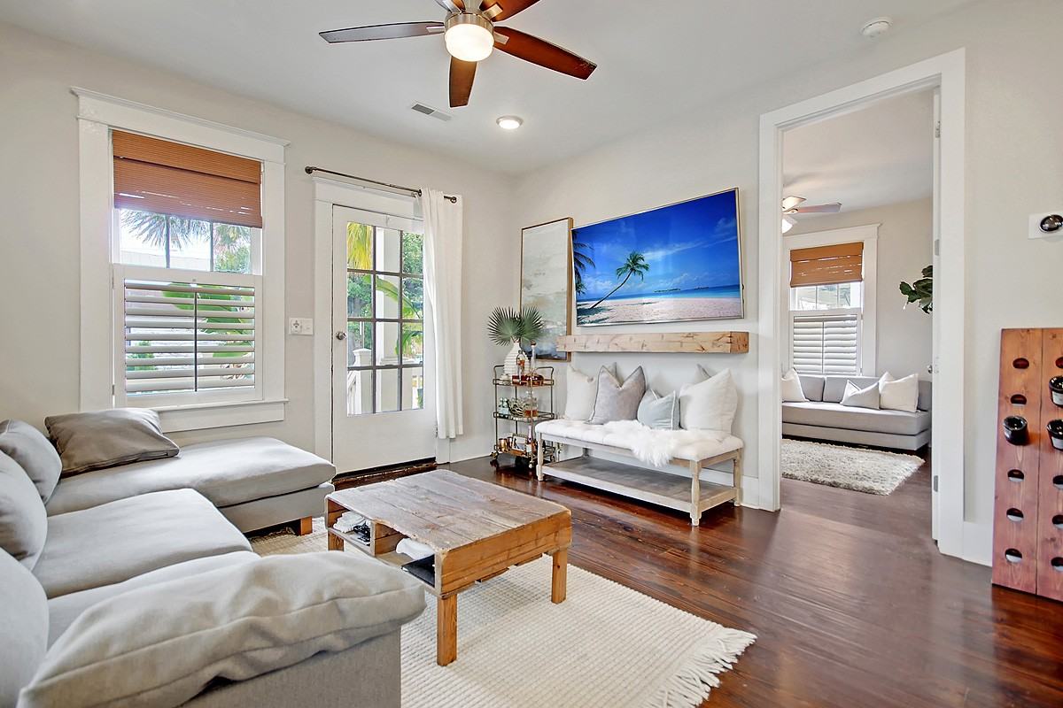 291 President St #HOME - Photo 5 of 30