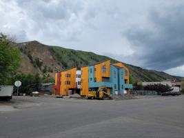 featured image of 109 W Spruce St #1