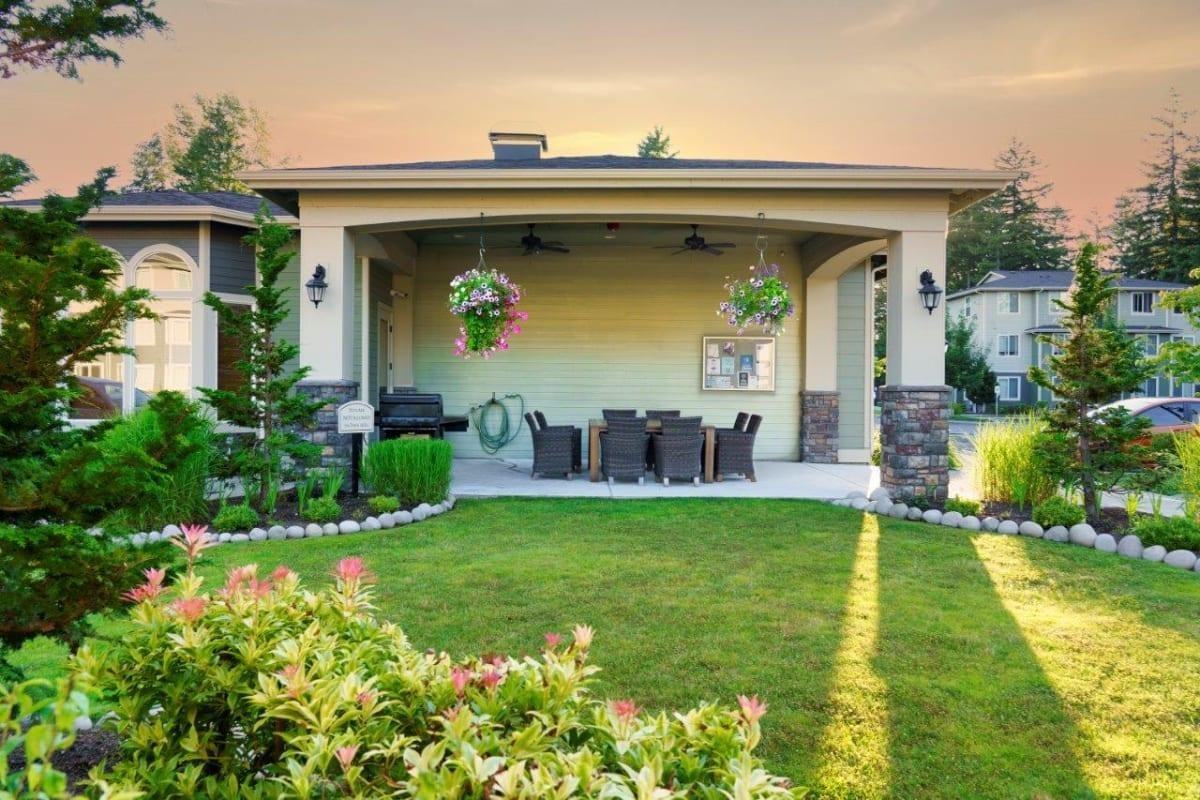 1000 Fern Street Southwest - Photo 2 of 10