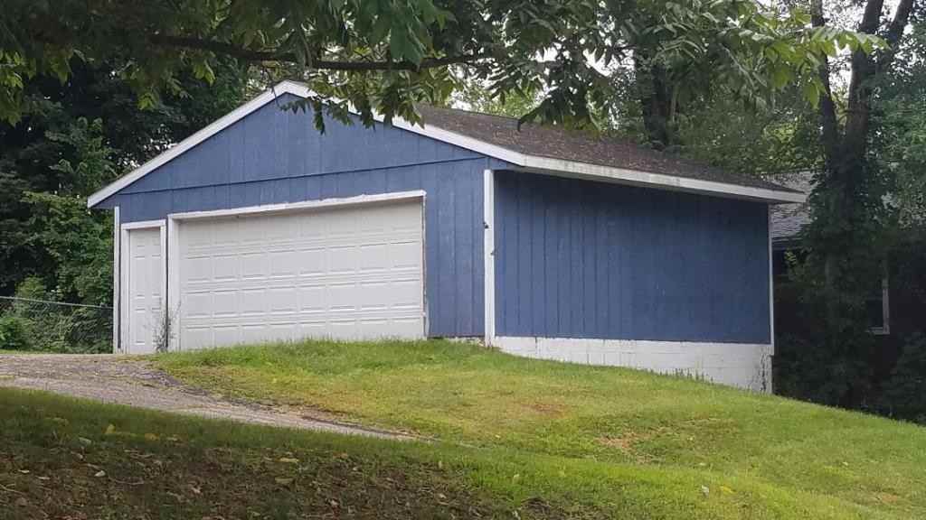 170 Thomas St - Photo 2 of 14