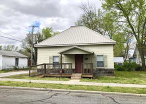 609 W 15th St - Photo 1 of 1