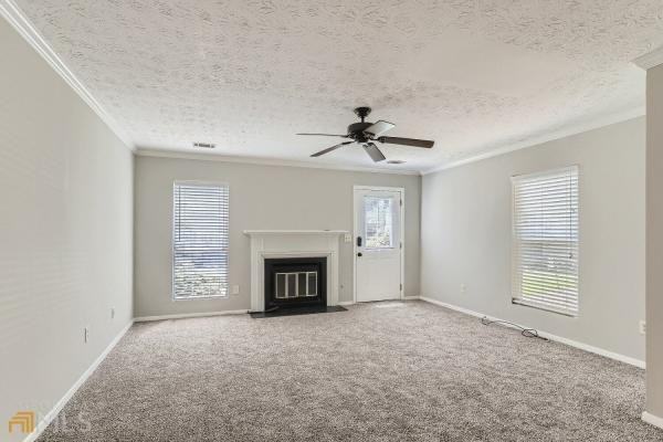 6601 Wellington Sq - Photo 5 of 29