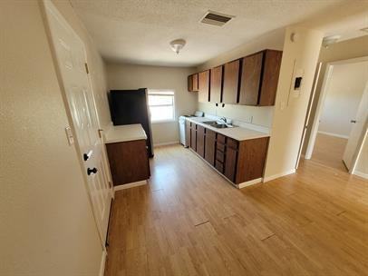 1428 Walter St #A - Photo 3 of 10