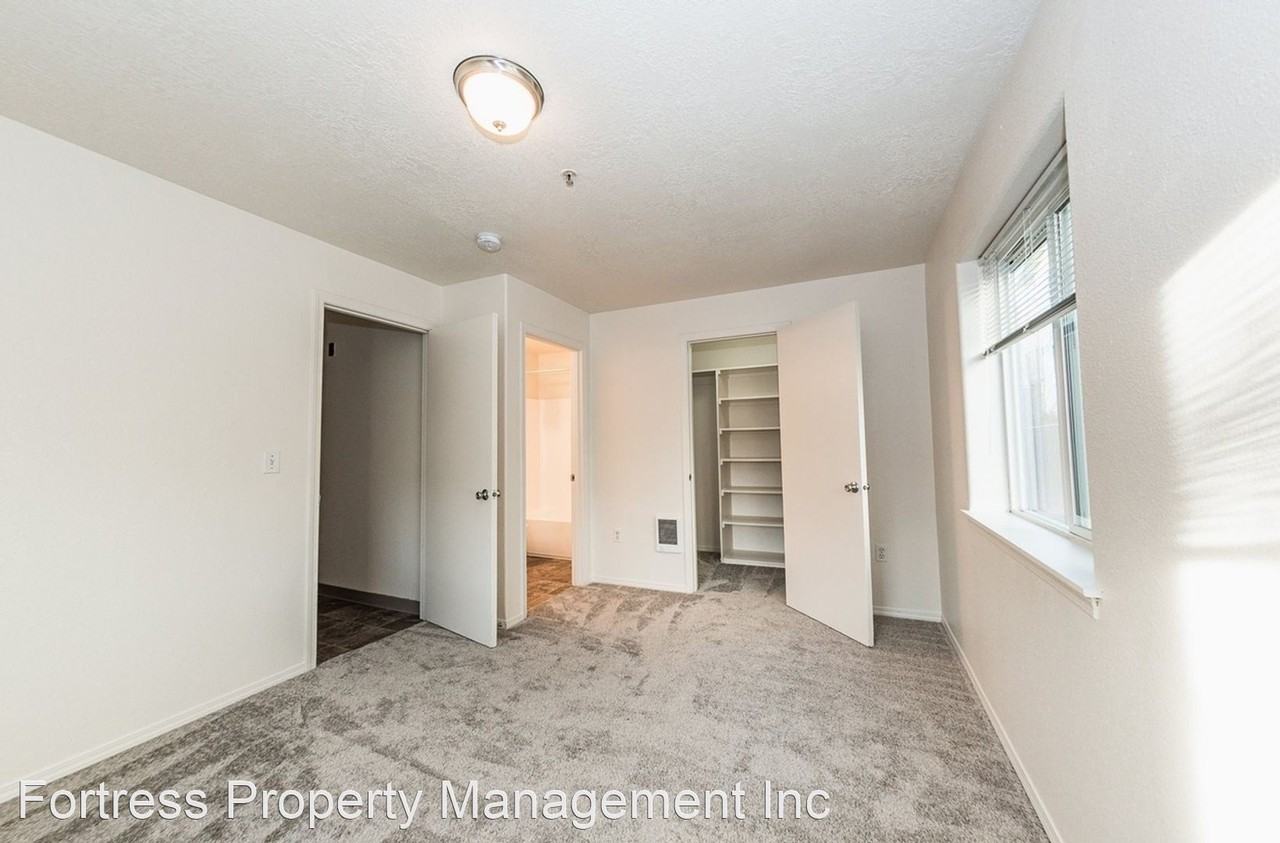 120 SE 143rd Avenue - Photo 3 of 11