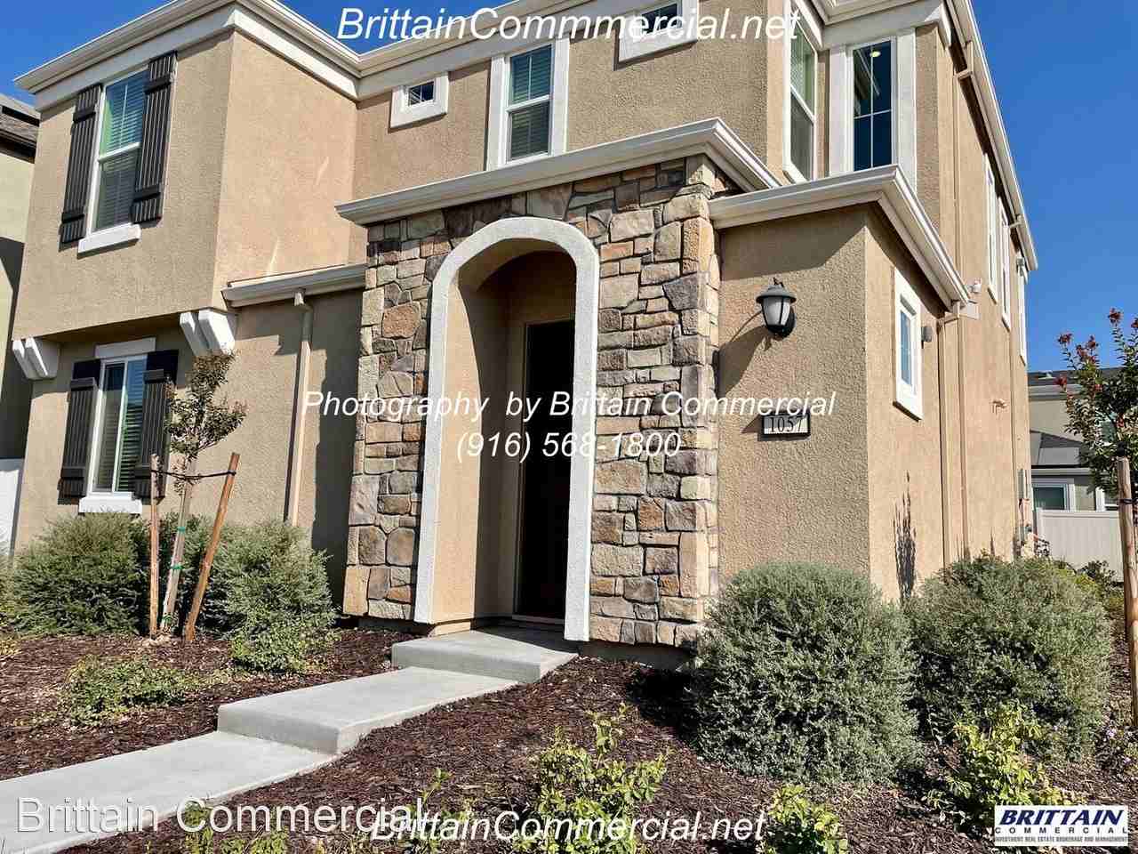 1057 Provence Village Dr - Photo 2 of 25