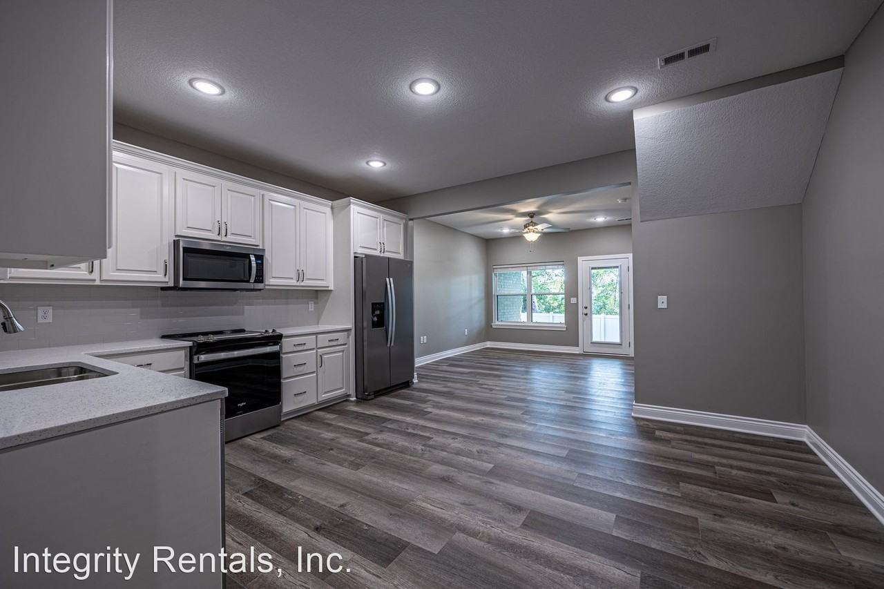 1212 William Place - Photo 2 of 16