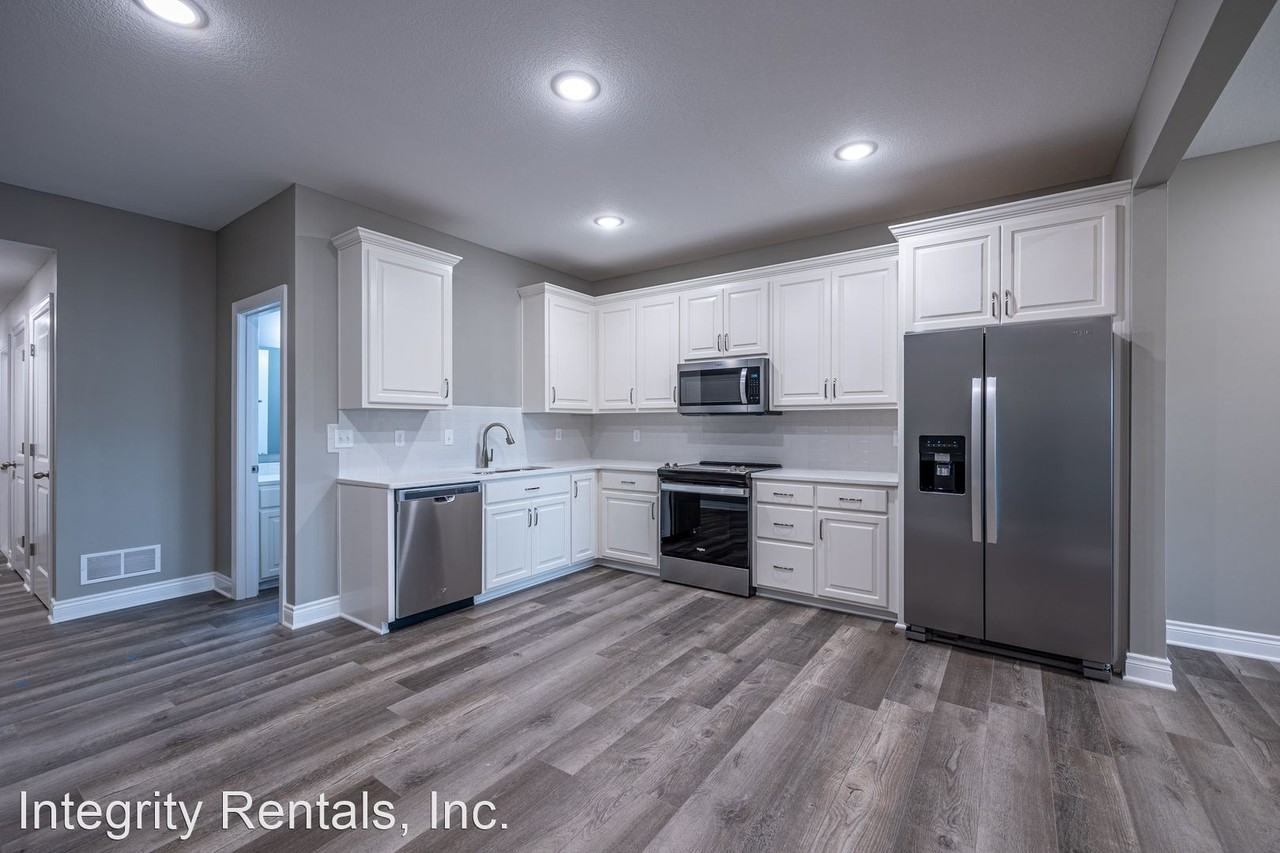 1212 William Place - Photo 3 of 16