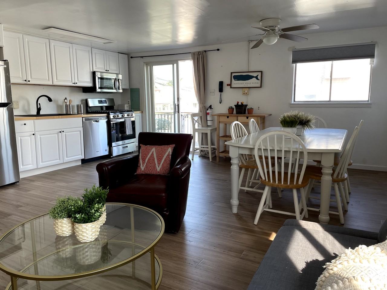 1802 Long Beach Blvd #2N - Photo 3 of 19
