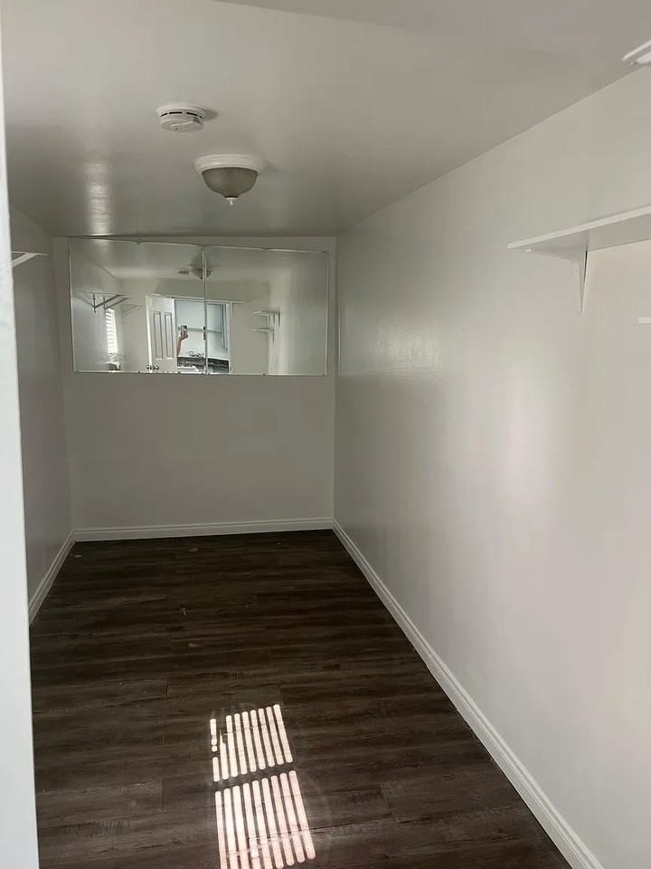 6718 Bissell St #A - Photo 2 of 6