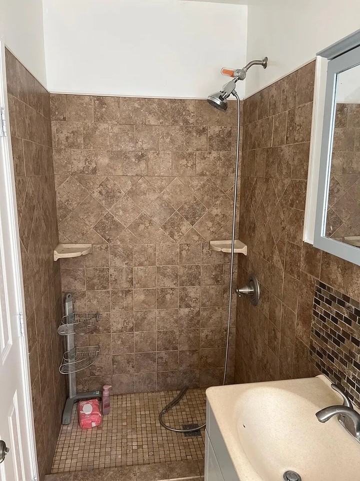 6718 Bissell St #A - Photo 3 of 6