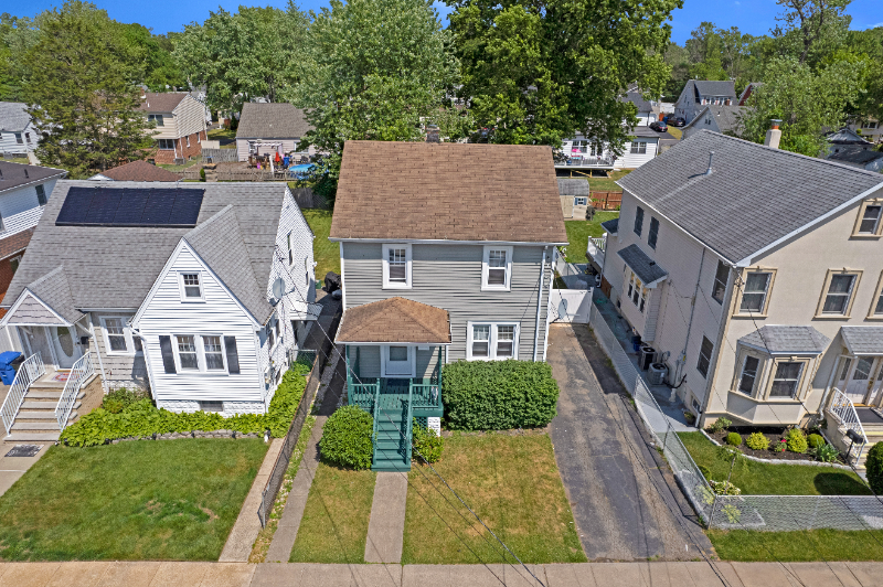 184 Elmhurst Ave - Photo 2 of 29