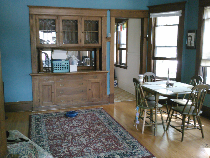 2721 Delaware St Se - Photo 2 of 9